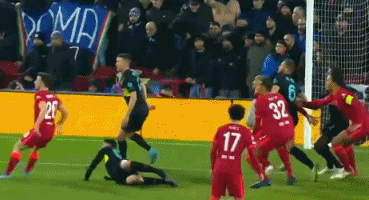 卡拉格批萨拉赫不提利物浦，亨利调解争论